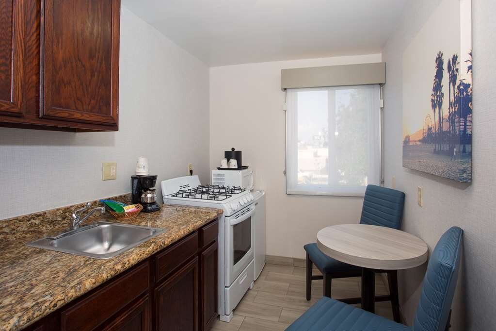 Hotel photo 38 of SureStay Hotel by Best Western Santa Monica.
