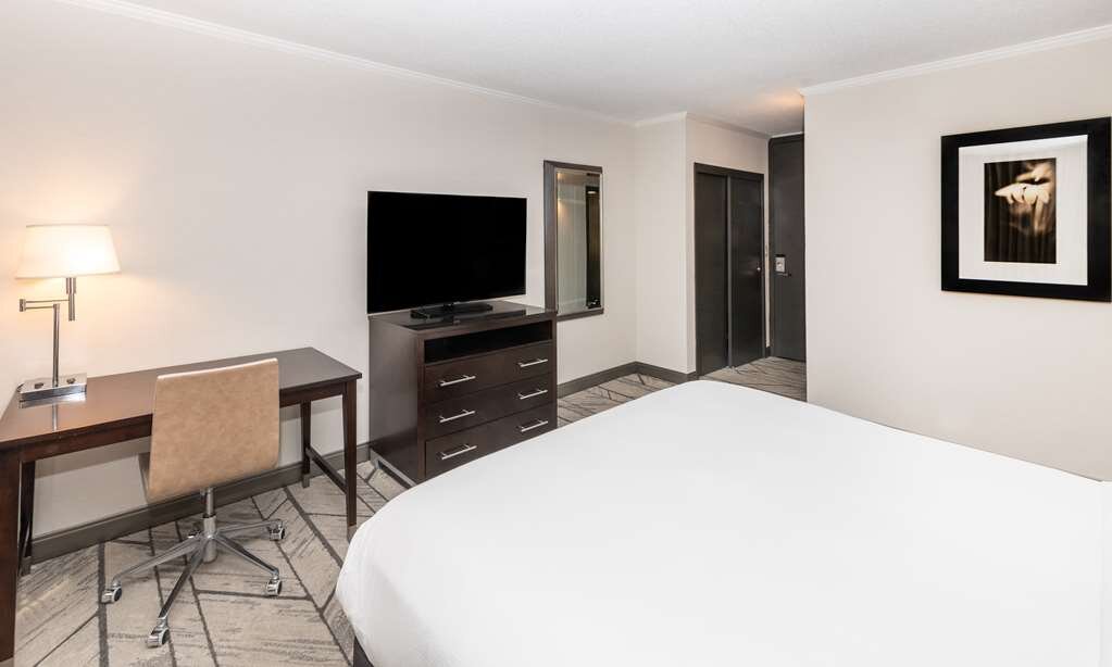 Hotel photo 34 of DoubleTree by Hilton Newark Penn Station.