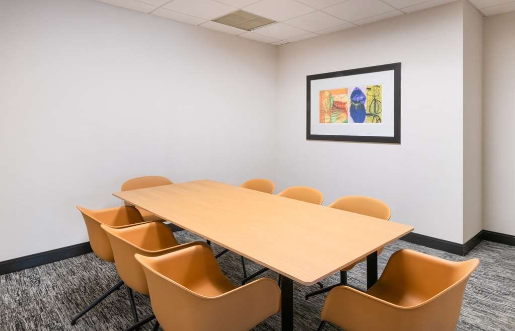 Hotel photo 19 of DoubleTree by Hilton Newark Penn Station.