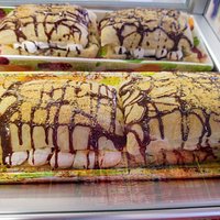 S'mores puff pastry with vegan marshmallows