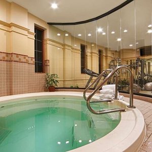 Best Western Plus Hawthorne Terrace Hotel, hotel in Chicago