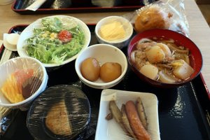 用餐 