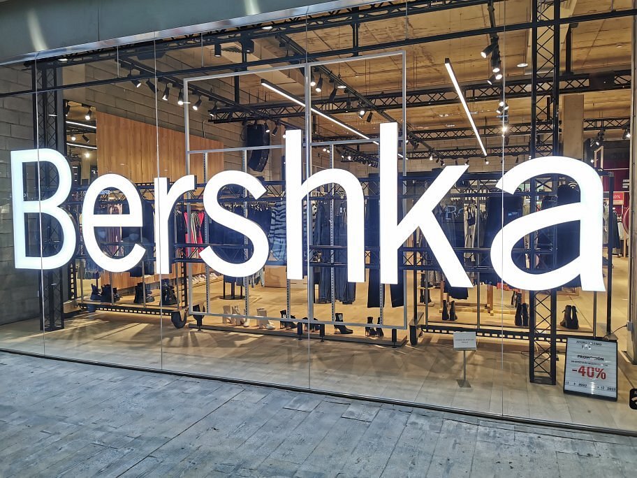 Bershka (Melilla) - All You Need to Know BEFORE You Go