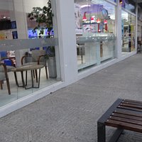 exterior Grido Santa Teresita
