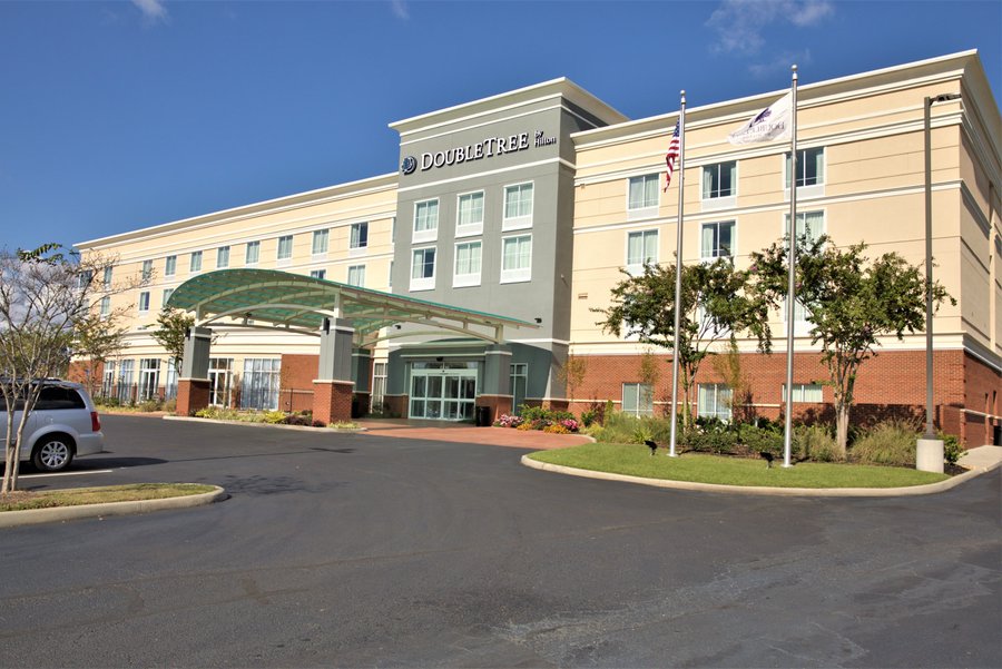 DOUBLETREE BY HILTON DOTHAN $109 ($̶1̶2̶9̶) - Updated 2021 Prices ...