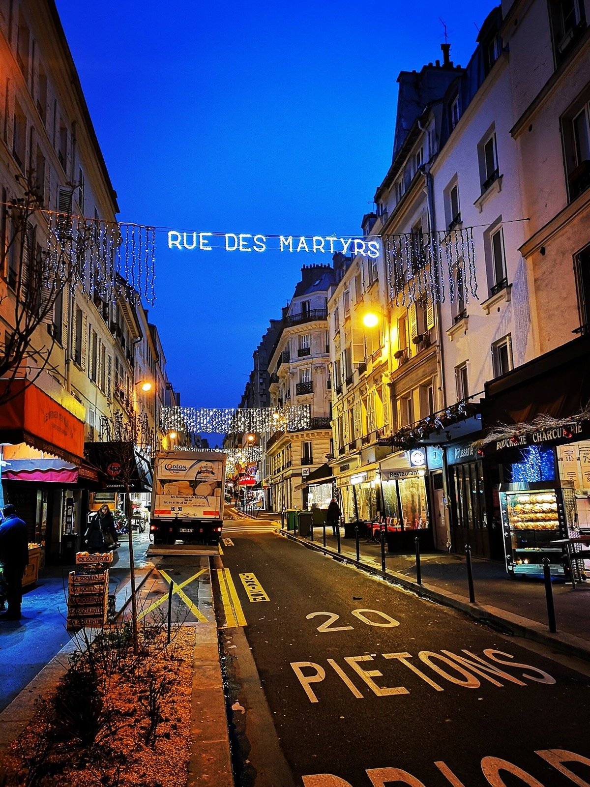 Rue des Martyrs, Париж: лучшие советы перед посещением - Tripadvisor