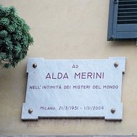 La targa commemorativa