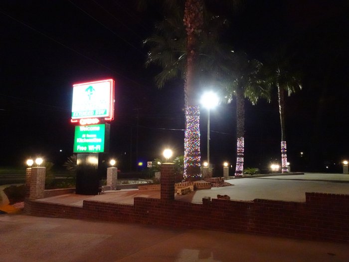 SAVANNAH INN AND SUITES - Updated 2024 Prices & Hotel Reviews (GA)