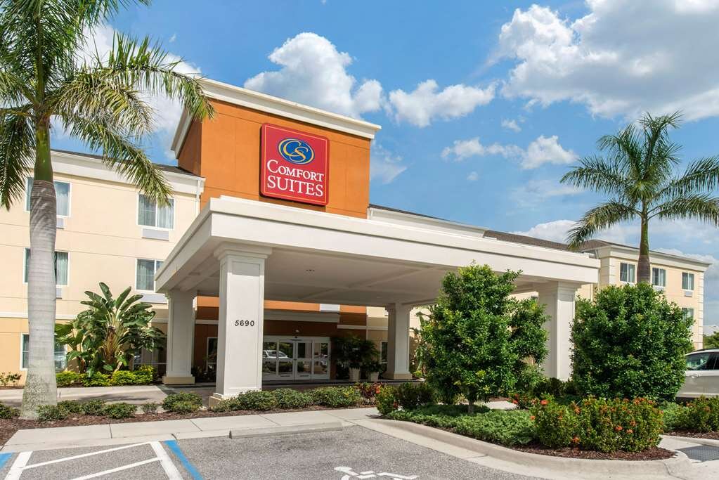 Hotel photo 11 of Comfort Suites Sarasota-Siesta Key.