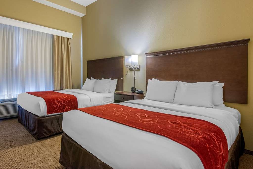 Hotel photo 16 of Comfort Suites Sarasota-Siesta Key.