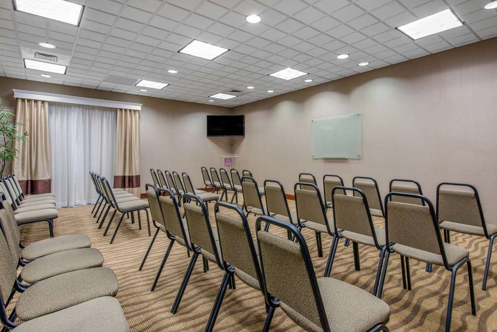 Hotel photo 13 of Comfort Suites Sarasota-Siesta Key.