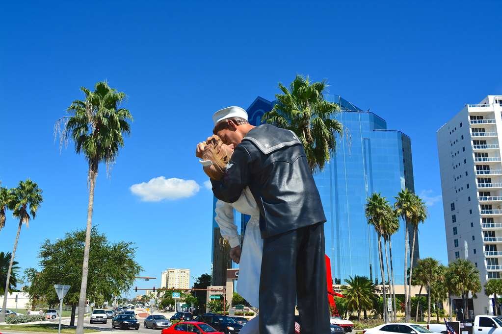 Hotel photo 4 of Comfort Suites Sarasota-Siesta Key.