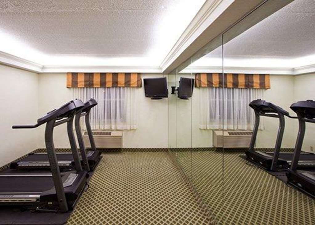 ECONO LODGE Updated 2024 Reviews Photos Prices   Fitness Center 