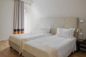Kamar & Suite