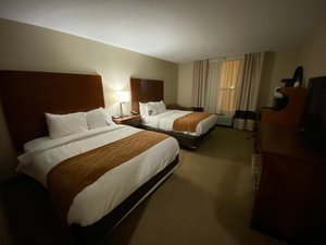 COMFORT INN & SUITES SANTEE I-95 $105 ($̶1̶8̶1̶) - Updated 2023 Prices ...