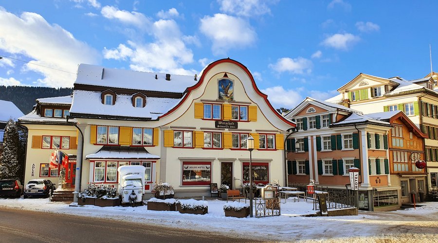 Adlerhotel im Winterzauber, beim Adlerplatz und bei der Sitter (Fluss)