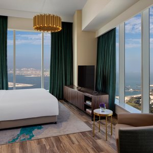 Superior Seaview 3 Bedroom Apartment Master Bedroom