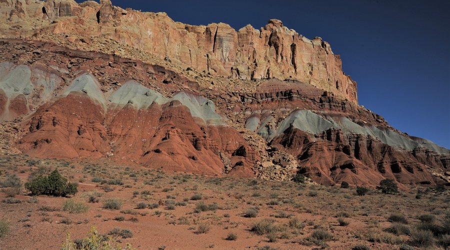 Nel Parco Nazionale di Capitol Reef - Utah - USA. Cliccare sulla foto per vederla come scattata.
