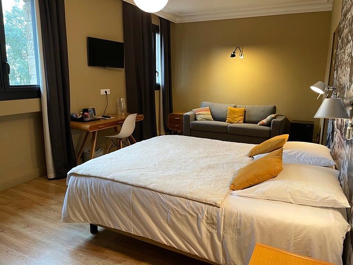 LE SENS SIX (Montpellier) - Hotel Reviews, Photos, Rate Comparison ...