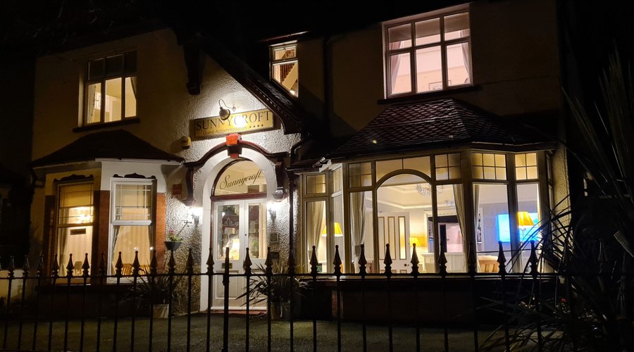 Sunnycroft Hotel