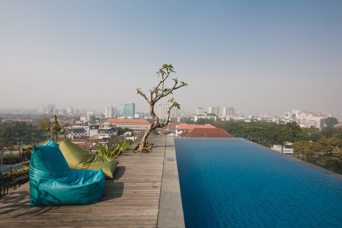 Janevalla Bandung Pool: Pictures & Reviews - Tripadvisor