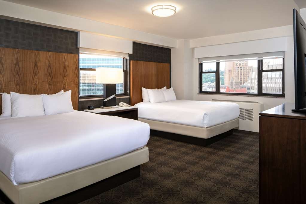 Hotel photo 84 of DoubleTree by Hilton Hotel & Suites Pittsburgh Downtown.