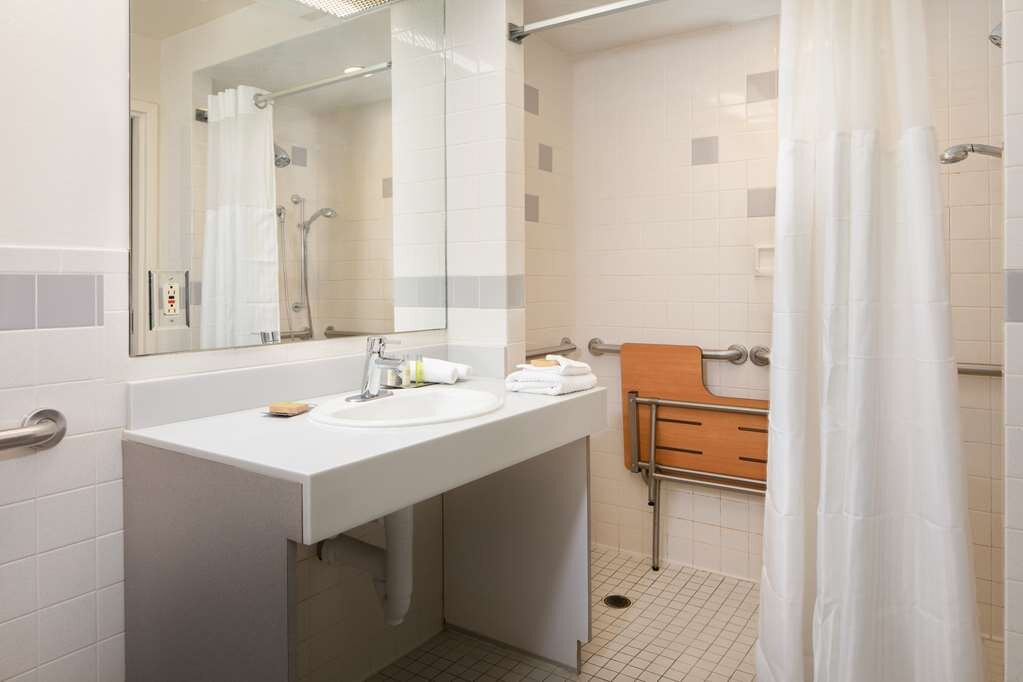 Hotel photo 20 of DoubleTree by Hilton Hotel & Suites Pittsburgh Downtown.