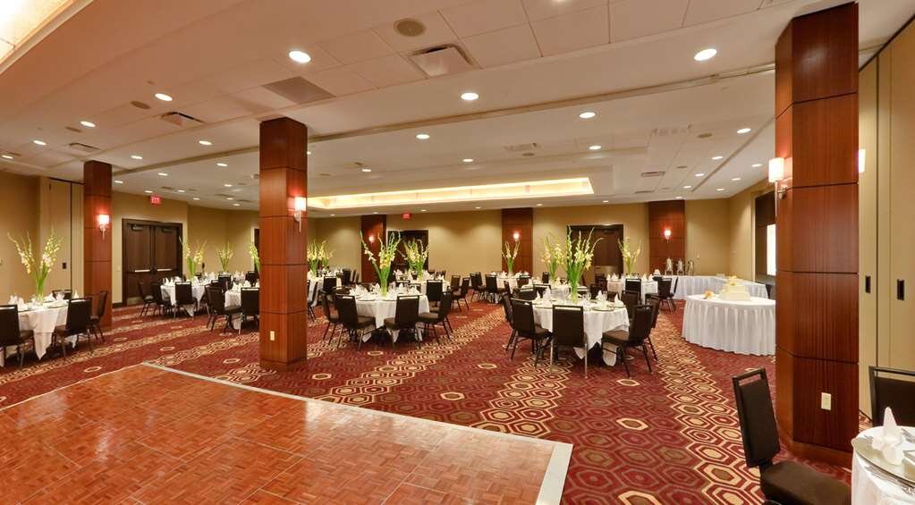 Hotel photo 13 of DoubleTree by Hilton Hotel & Suites Pittsburgh Downtown.