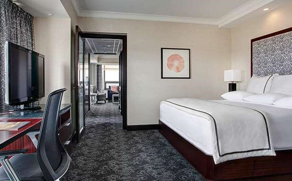 Hotel photo 12 of Amway Grand Plaza, Curio Collection by Hilton.