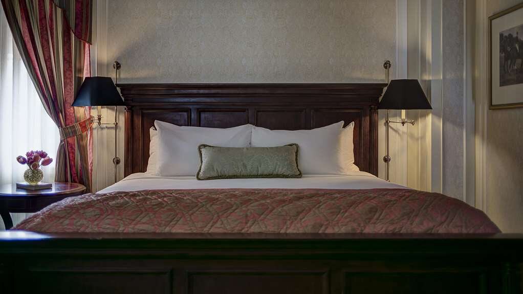 Hotel photo 9 of Amway Grand Plaza, Curio Collection by Hilton.