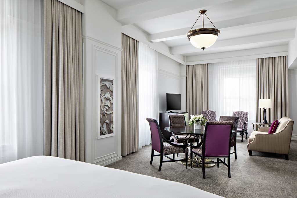 Hotel photo 19 of Amway Grand Plaza, Curio Collection by Hilton.