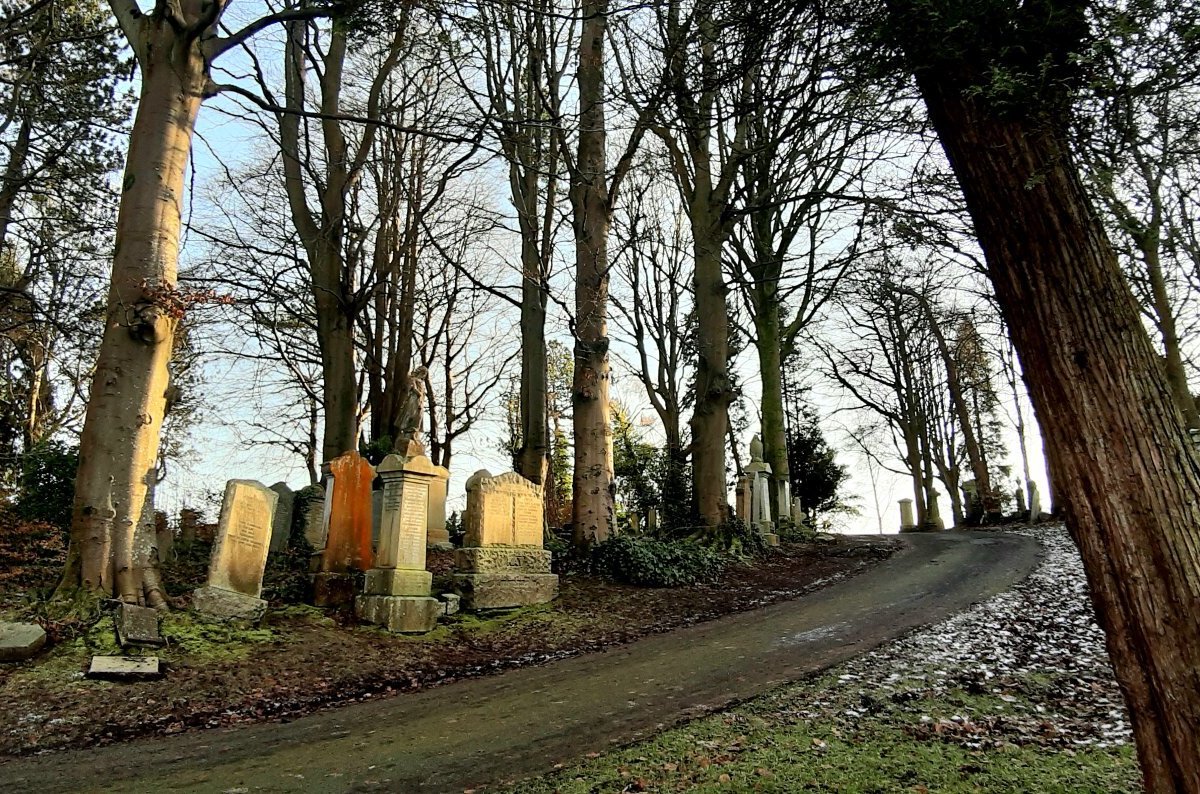 Cathcart Cemetery (Glasgow): All You Need to Know BEFORE You Go