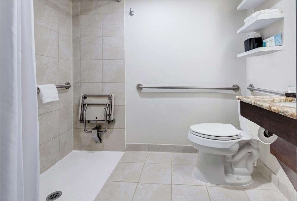 Hotel photo 6 of Hampton Inn Manhattan-35th St/Empire State Bldg.