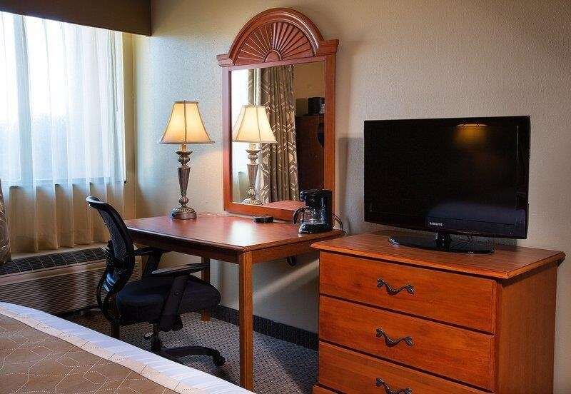 Hotel photo 3 of Best Western Plus The Charles Hotel.
