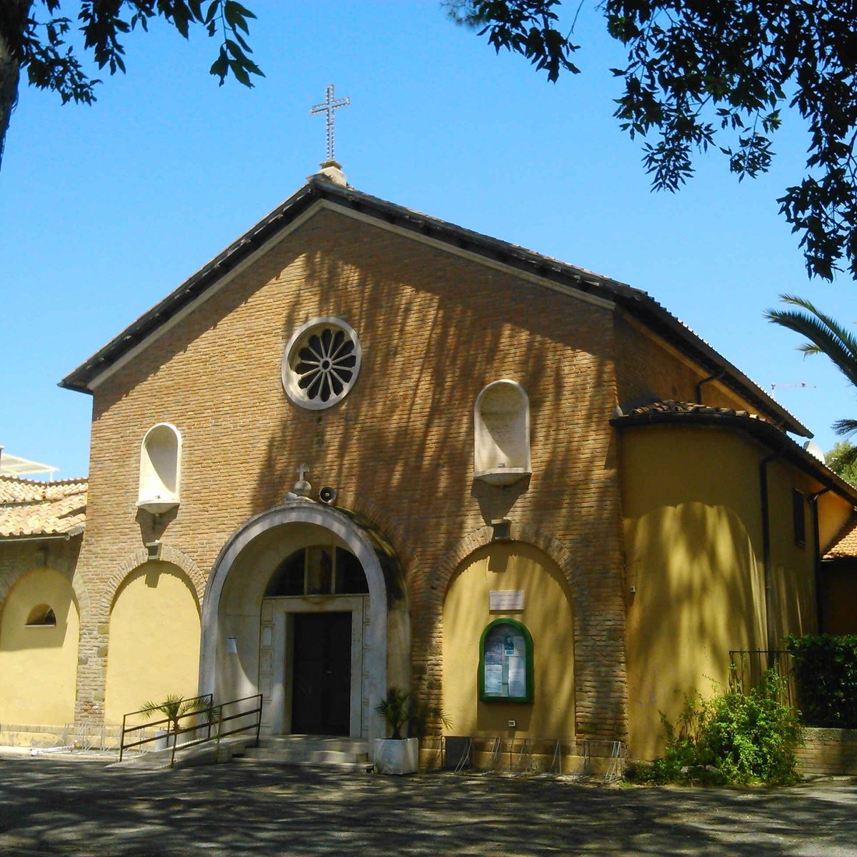 Parrocchia Beata Vergine Di Montserrat