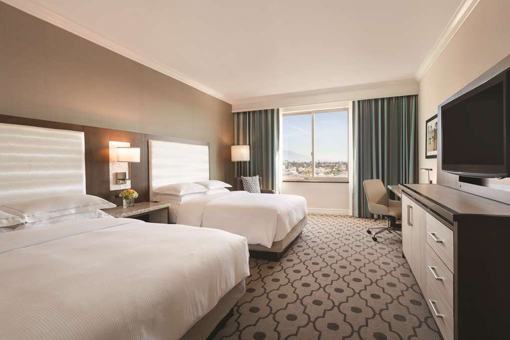 Hotel photo 10 of Hilton Los Angeles / San Gabriel.