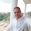 Erik Gomez-Salas Adeler