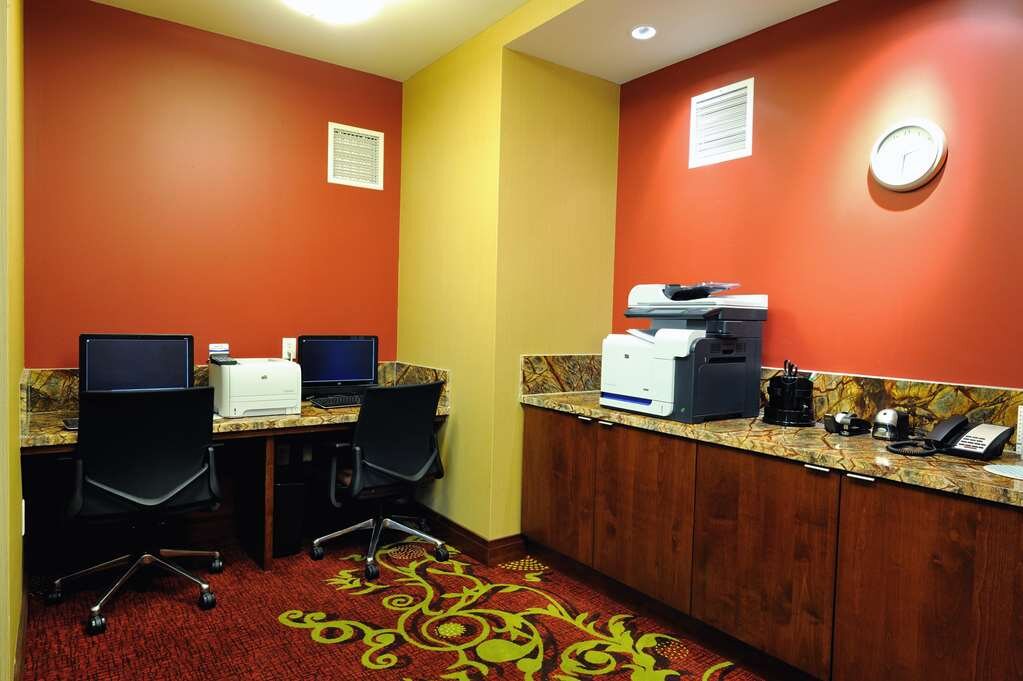 Hotel photo 1 of Embassy Suites by Hilton Houston Downtown.