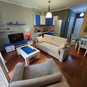 Stacioni juaj i pushimeve ne Tirane... #MyApartments  Apartmente me Qira Ditore.. Pasterti & ngrohtesi ne keto dite te ftohta.. #tiranacentre #tirana100 #GuestLoveUs #airbnb #booking