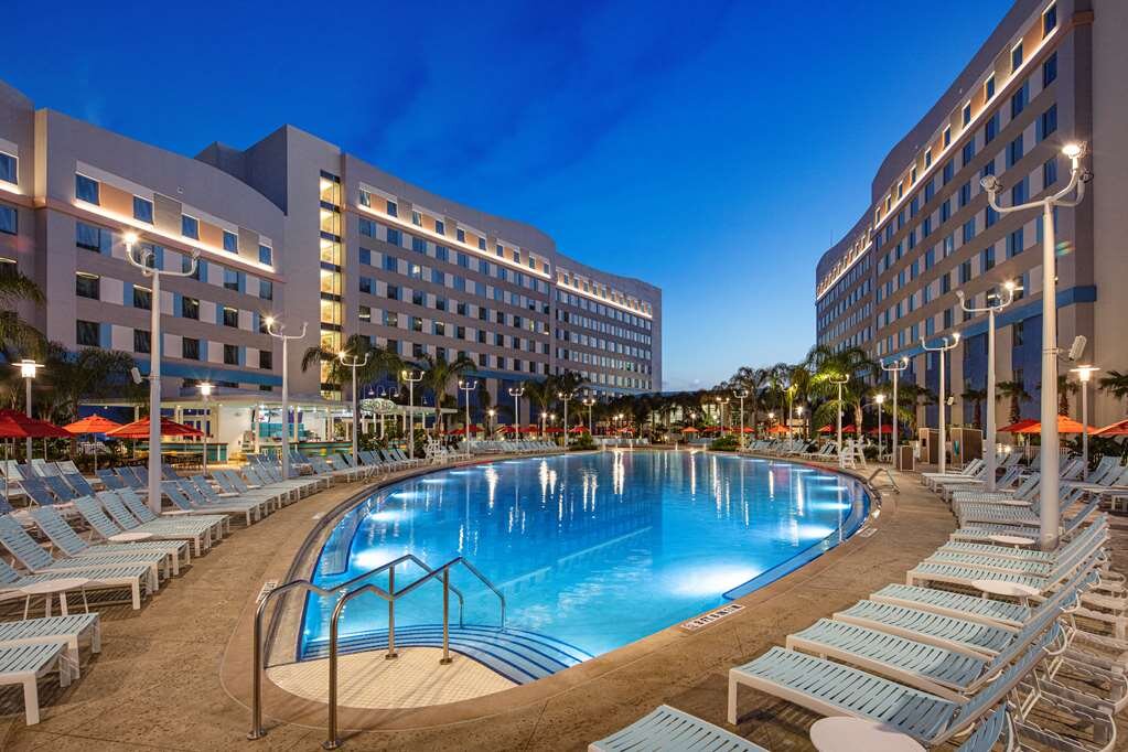 Hotel photo 23 of Universal's Endless Summer Resort - Surfside Inn and Suites.