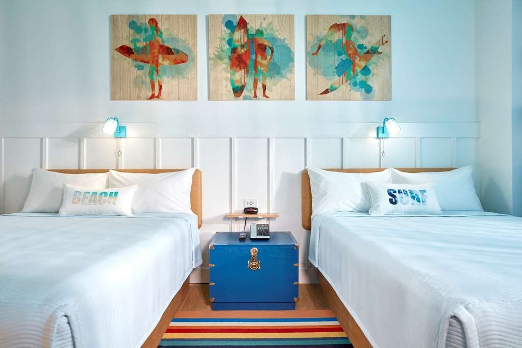 Hotel photo 40 of Universal's Endless Summer Resort - Surfside Inn and Suites.