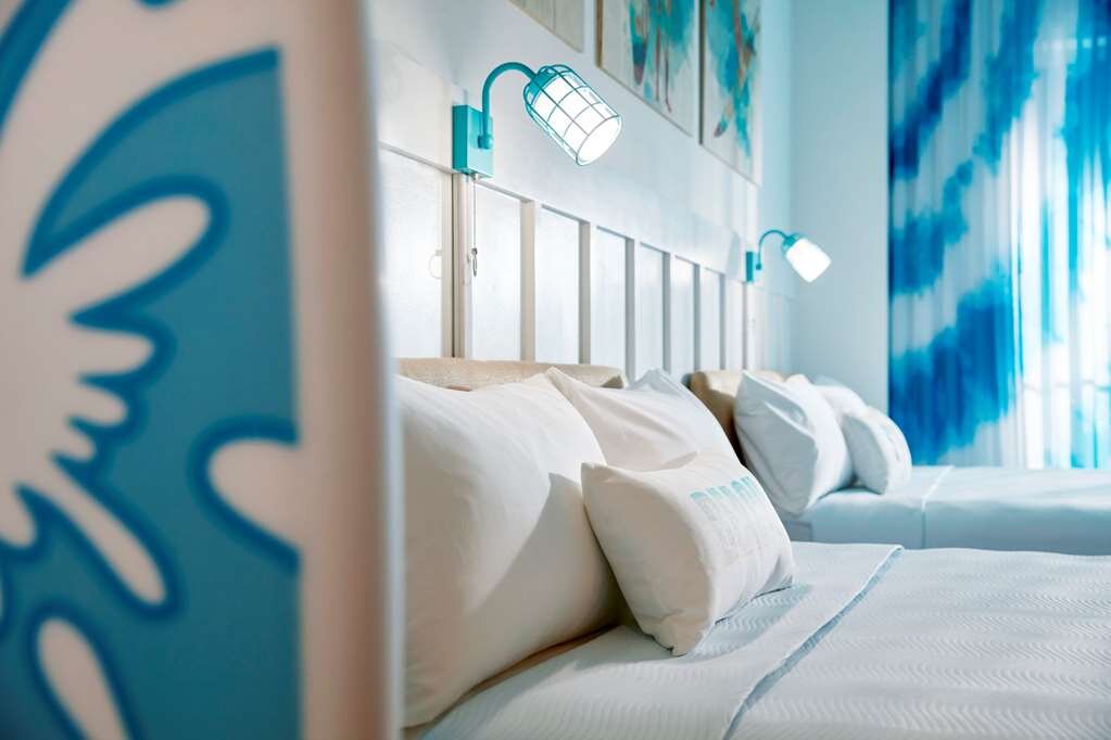 Hotel photo 2 of Universal's Endless Summer Resort - Surfside Inn and Suites.