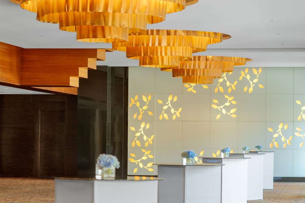 Hotel photo 7 of Radisson Blu Cebu.
