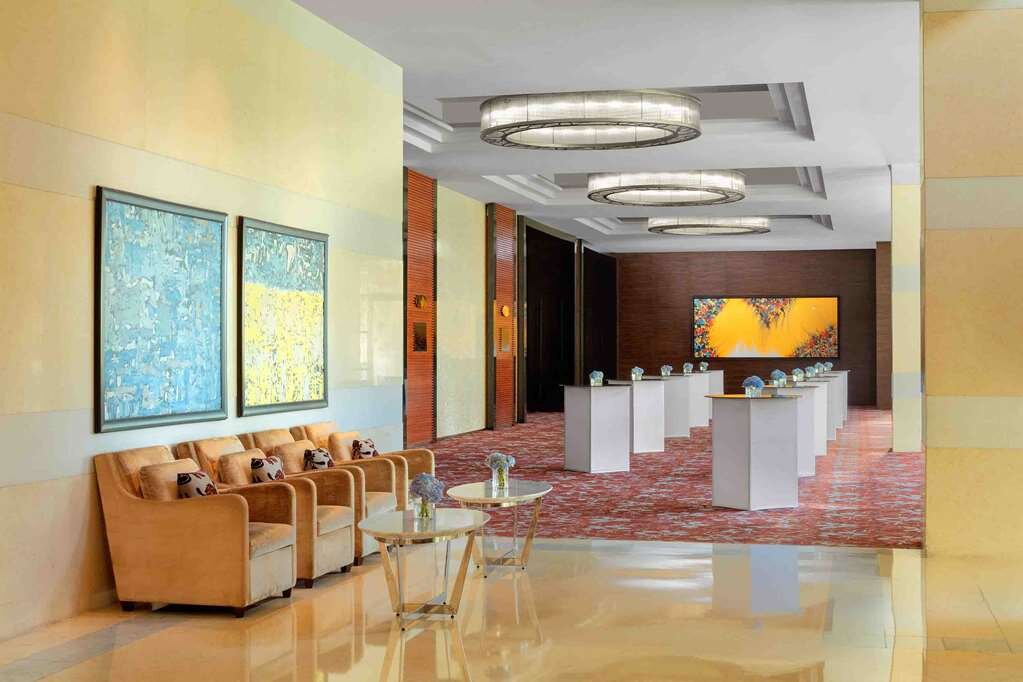 Hotel photo 8 of Radisson Blu Cebu.