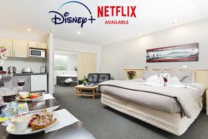 Room & Suite