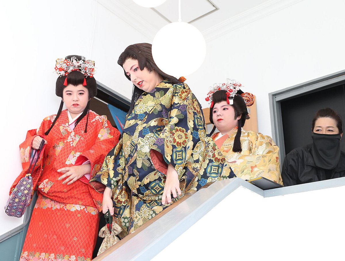 Yumeoriyakata (traditional Japanese costume photo studio), Himeji  Experience