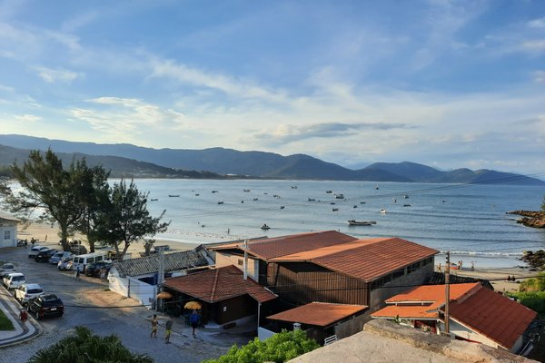 TEAHUPOO PIZZARIA, Garopaba - Comentários de Restaurantes, Fotos & Número  de Telefone