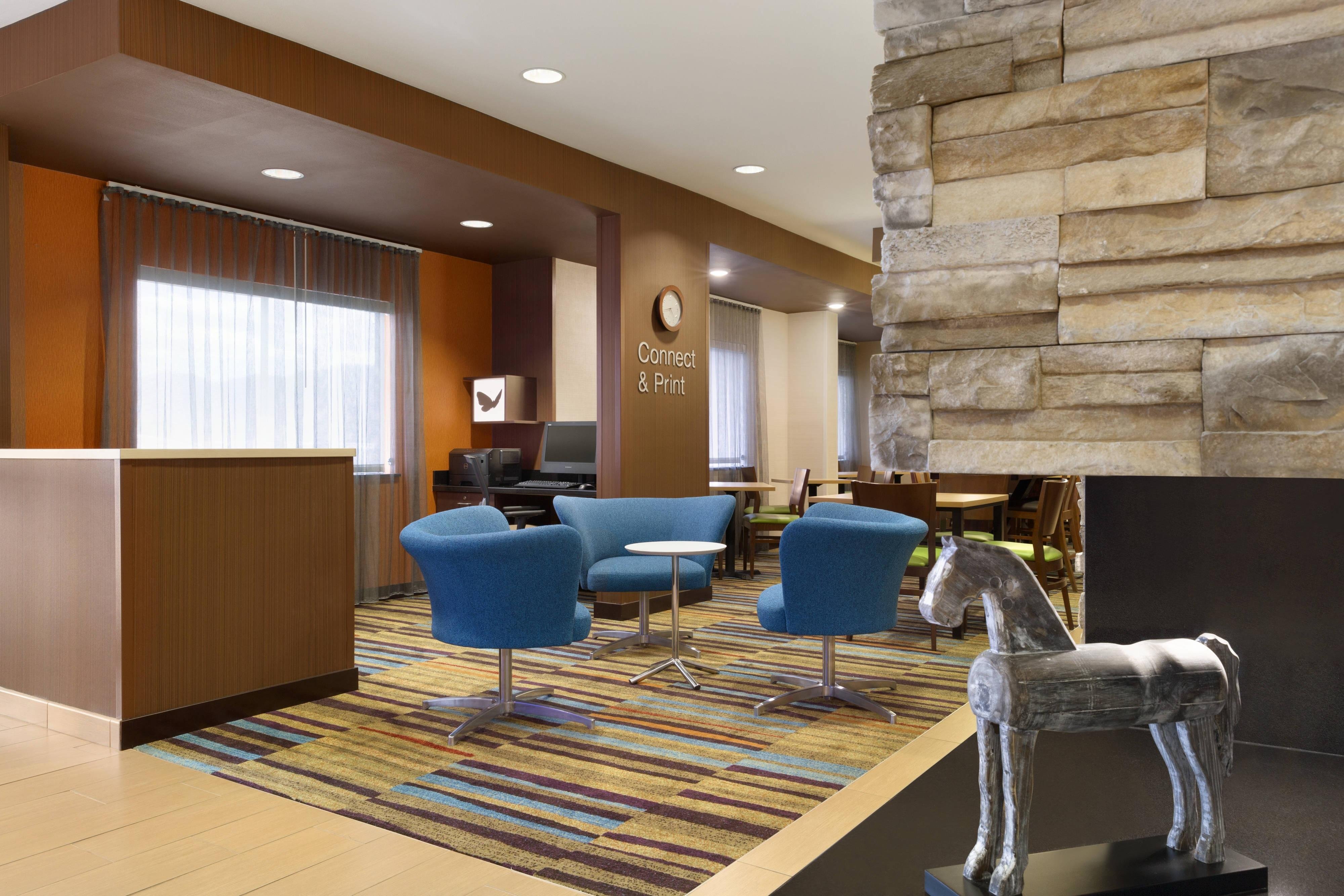 FAIRFIELD INN SUITES COLORADO SPRINGS AIR FORCE ACADEMY 107   Lobby Seating Area 