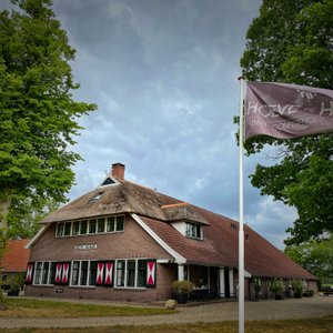 Onze prachtige B&B met Jachtkamer en huiskamer en 7 B&B kamers met eigen ingang en eigen luxe badkamers