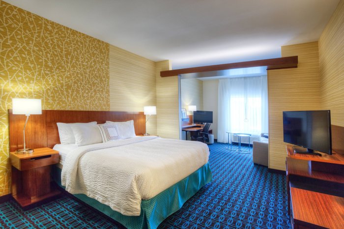 Fairfield Inn N Stes Marriott Rooms: Pictures & Reviews - Tripadvisor